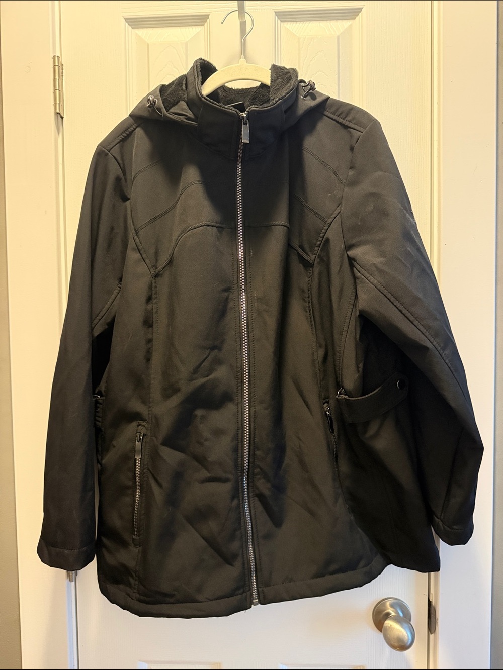 Black Hooded Winter Jacket - Classic Insulated Coat